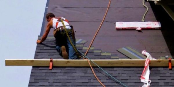 safe roofer with harness